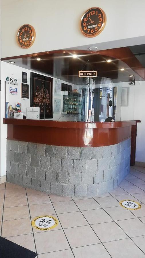 马约尔广场酒店 普诺 外观 照片